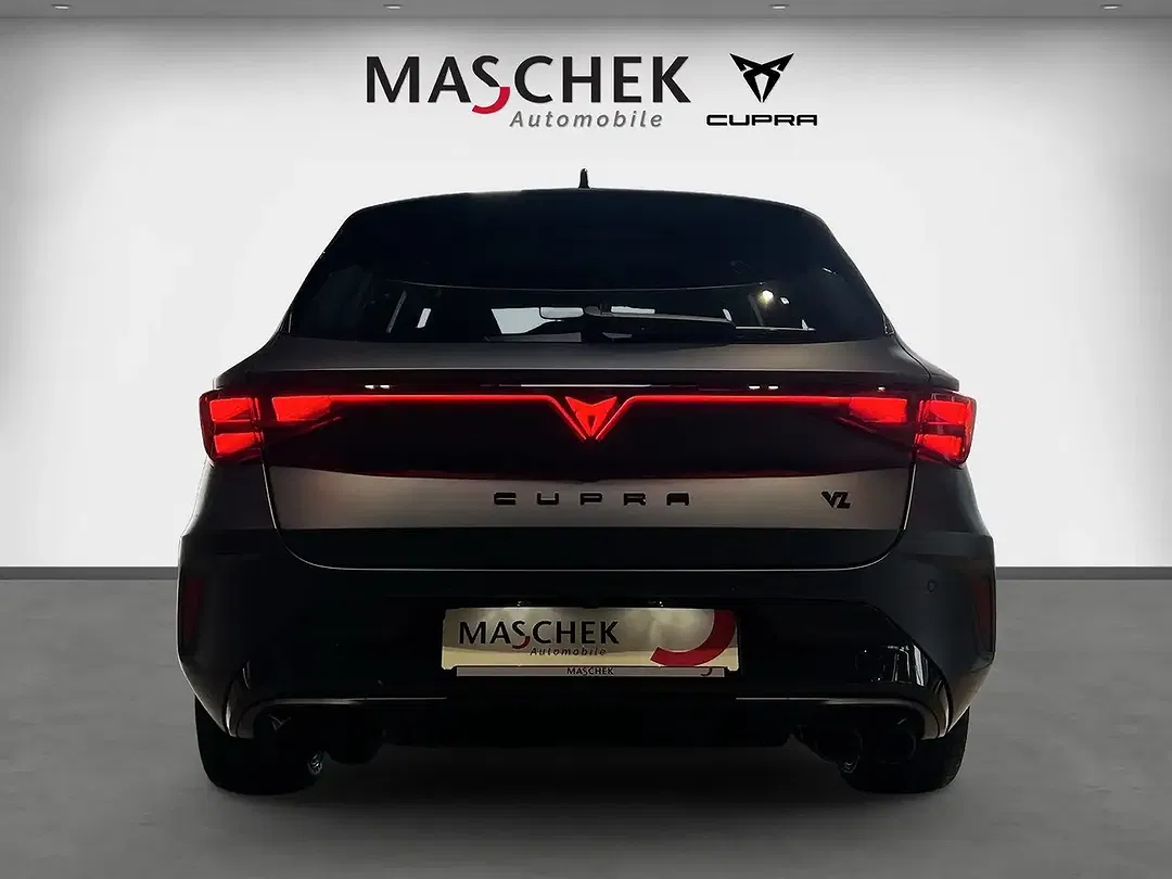 CUPRA Leon - Thumbnail 4