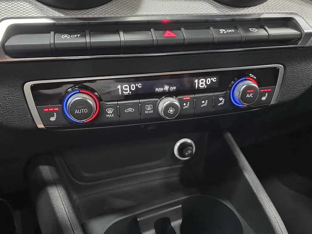 Audi Q2 - Thumbnail 12