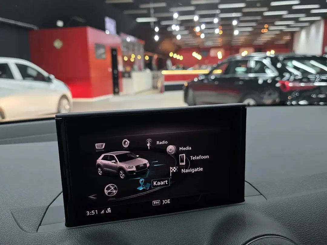 Audi Q2 - Thumbnail 13
