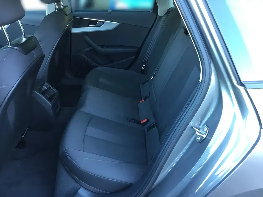 Audi A4 - Thumbnail 13