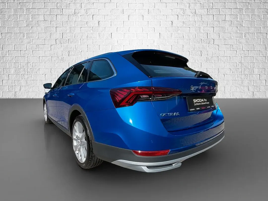 Skoda Octavia - Thumbnail 3