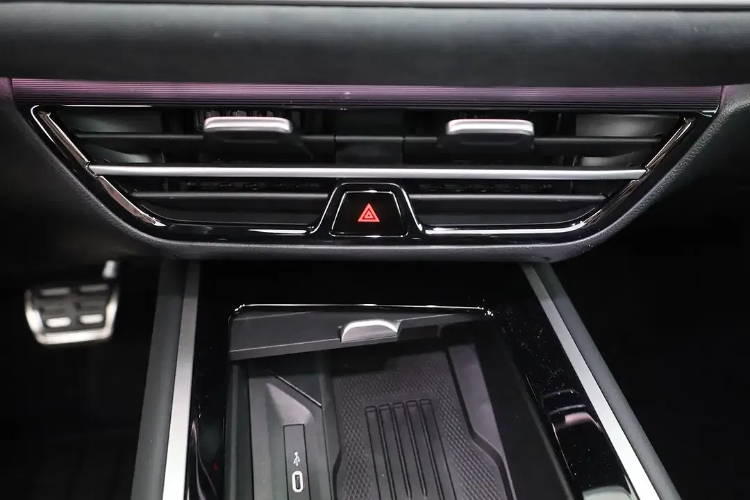 Volkswagen Passat Variant - Thumbnail 11