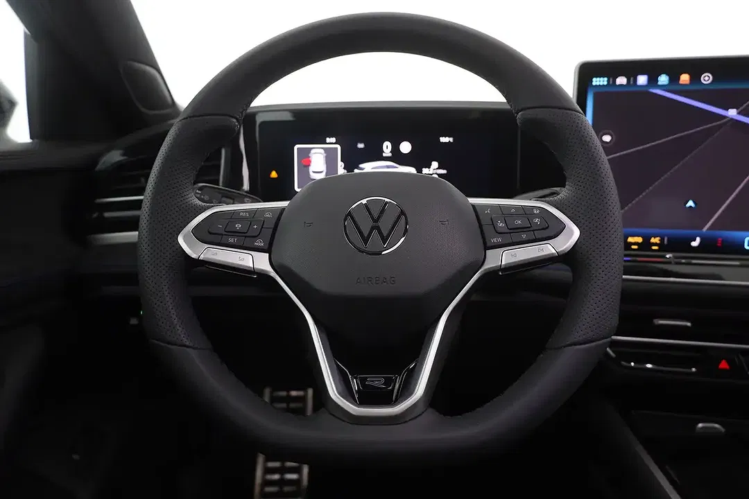 Volkswagen Passat Variant - Thumbnail 13