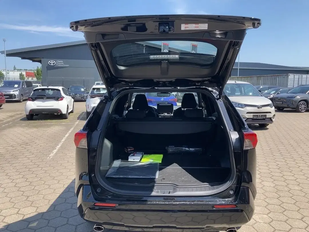 Toyota RAV 4 - Thumbnail 13