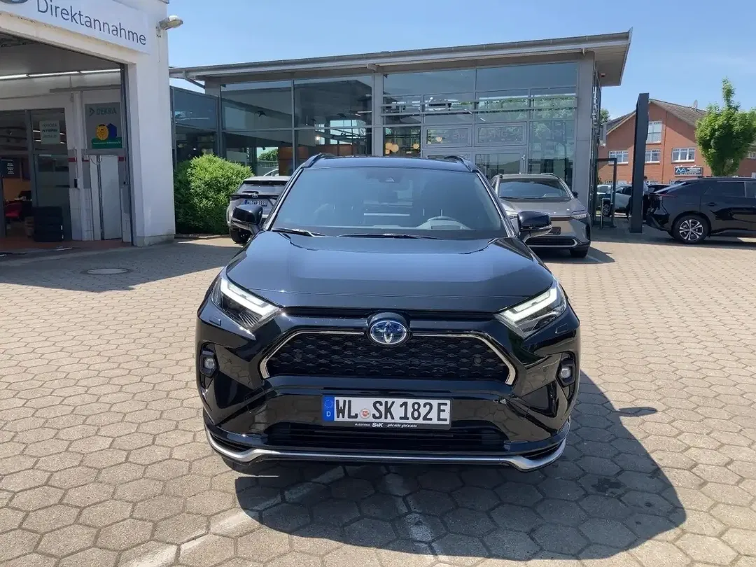 Toyota RAV 4 - Thumbnail 6