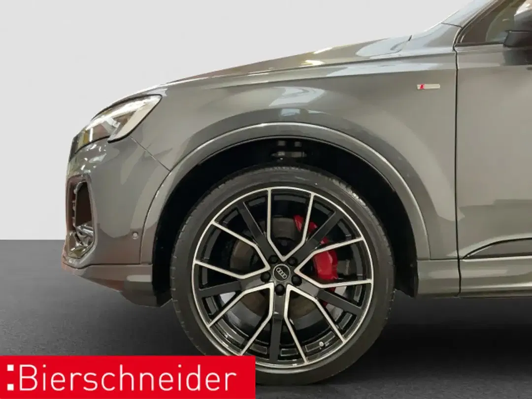 Audi Q7 - Thumbnail 7