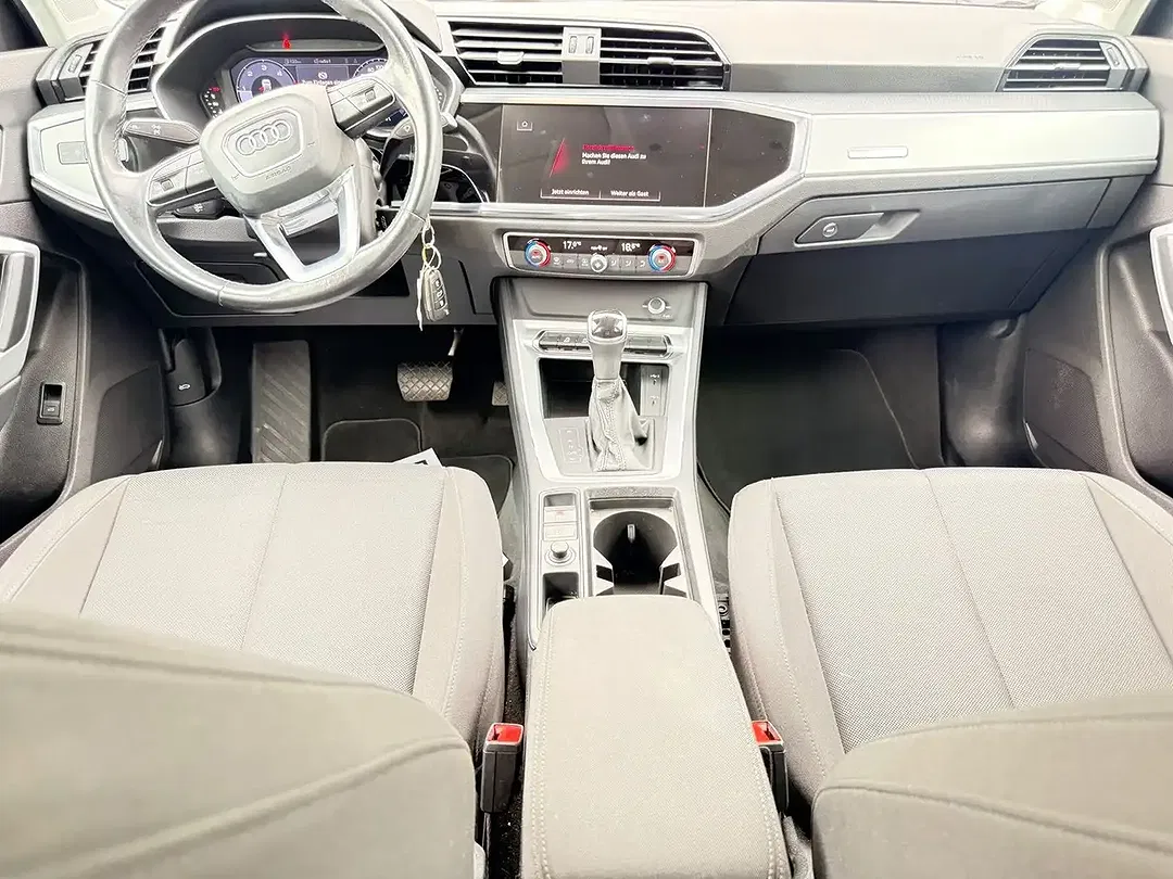 Audi Q3 - Thumbnail 12