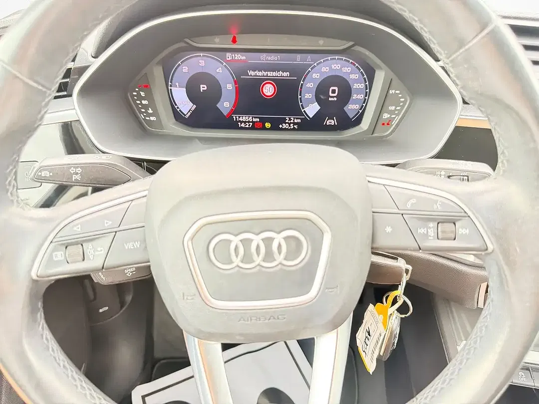Audi Q3 - Thumbnail 14