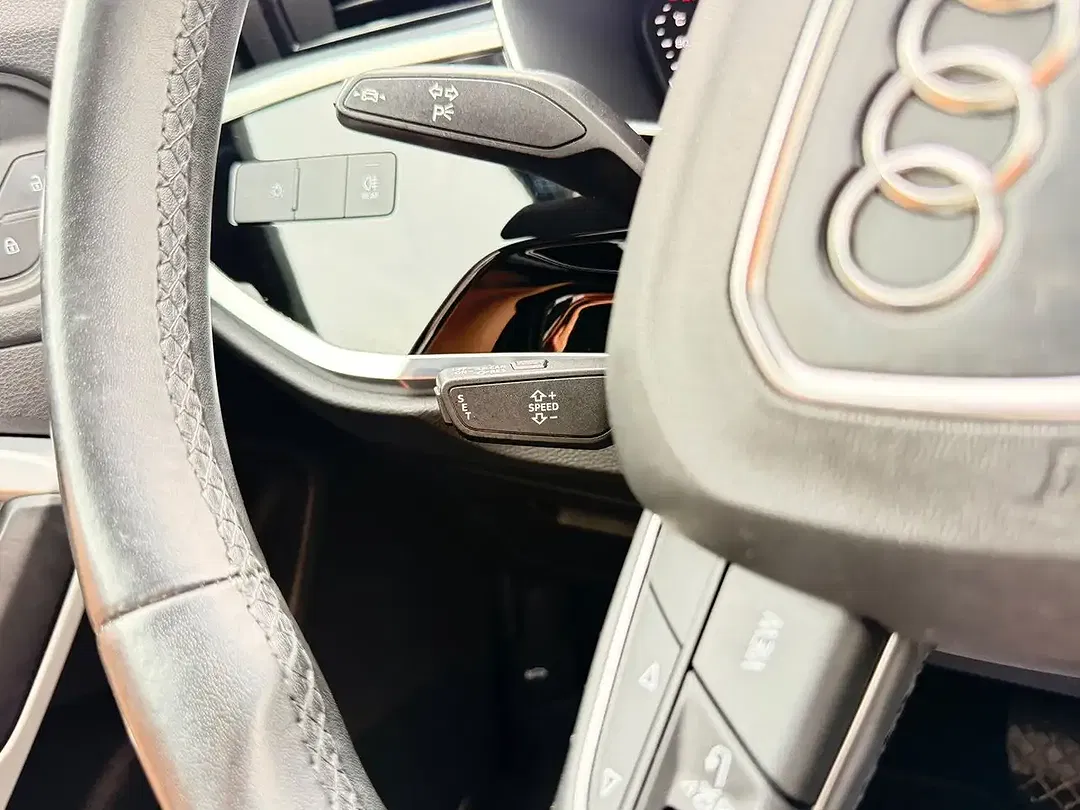 Audi Q3 - Thumbnail 15