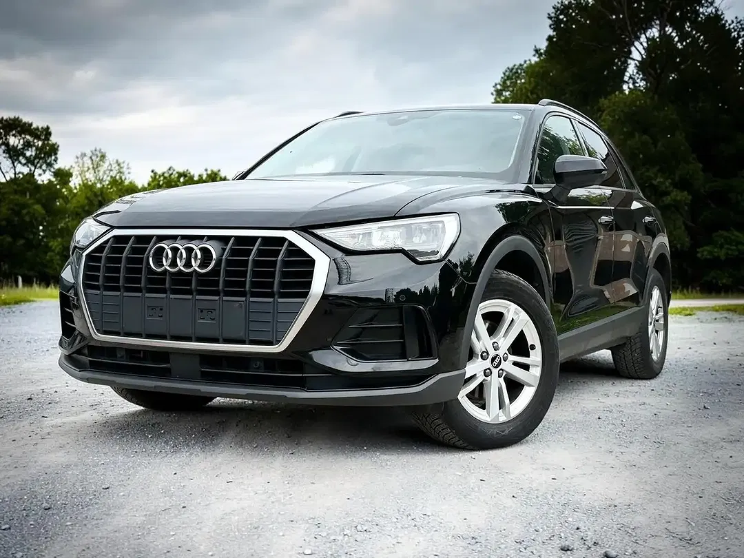 Audi Q3 - Thumbnail 3