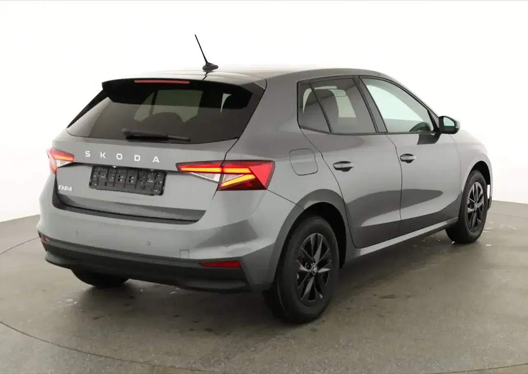 Skoda Fabia - Thumbnail 3