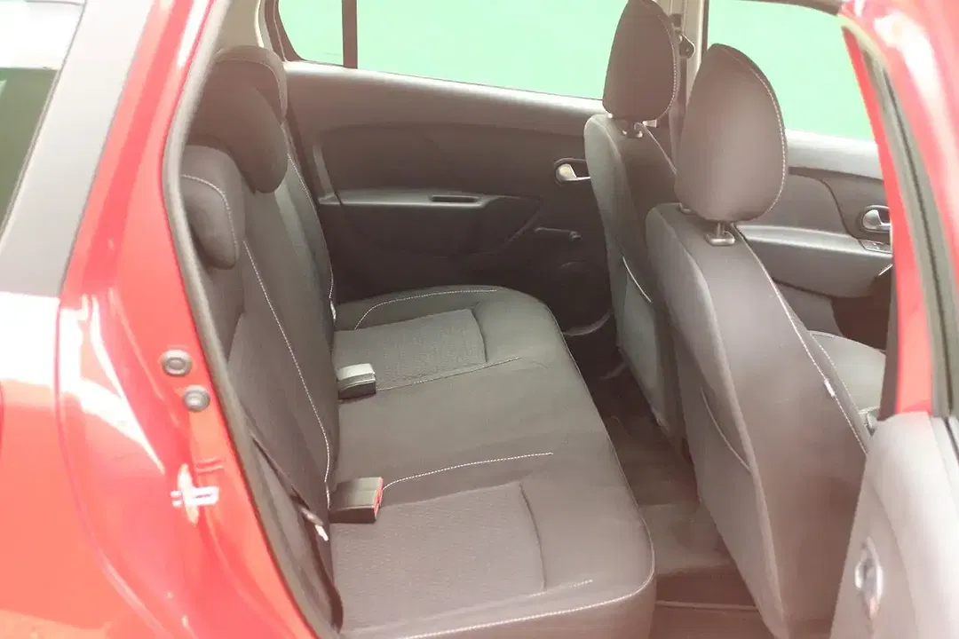 Dacia Logan - Thumbnail 10