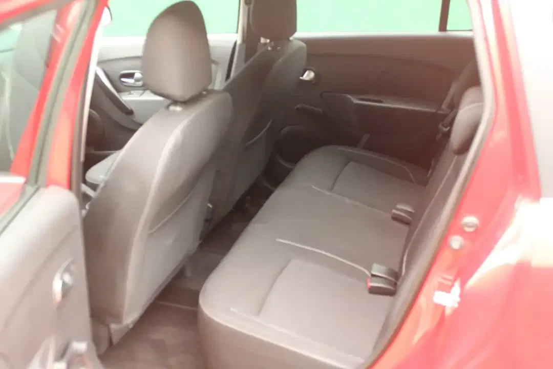 Dacia Logan - Thumbnail 12