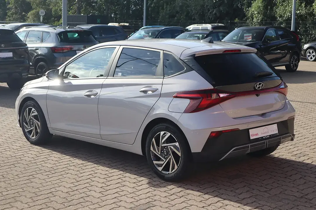 Hyundai i20 - Thumbnail 4