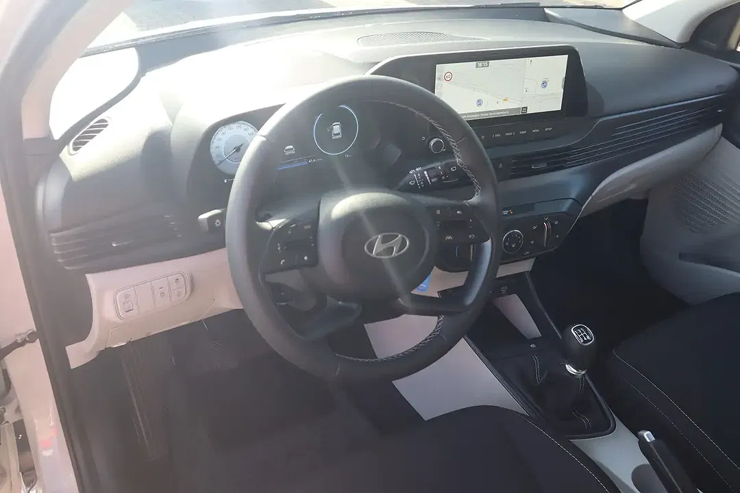 Hyundai i20 - Thumbnail 8