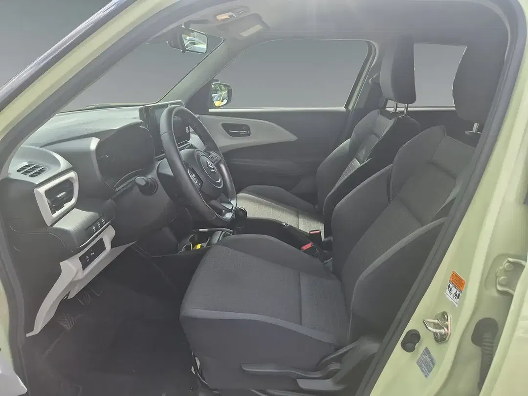 Suzuki Swift - Thumbnail 9