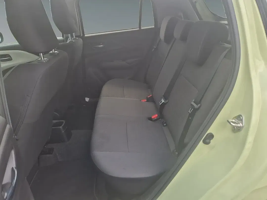 Suzuki Swift - Thumbnail 13