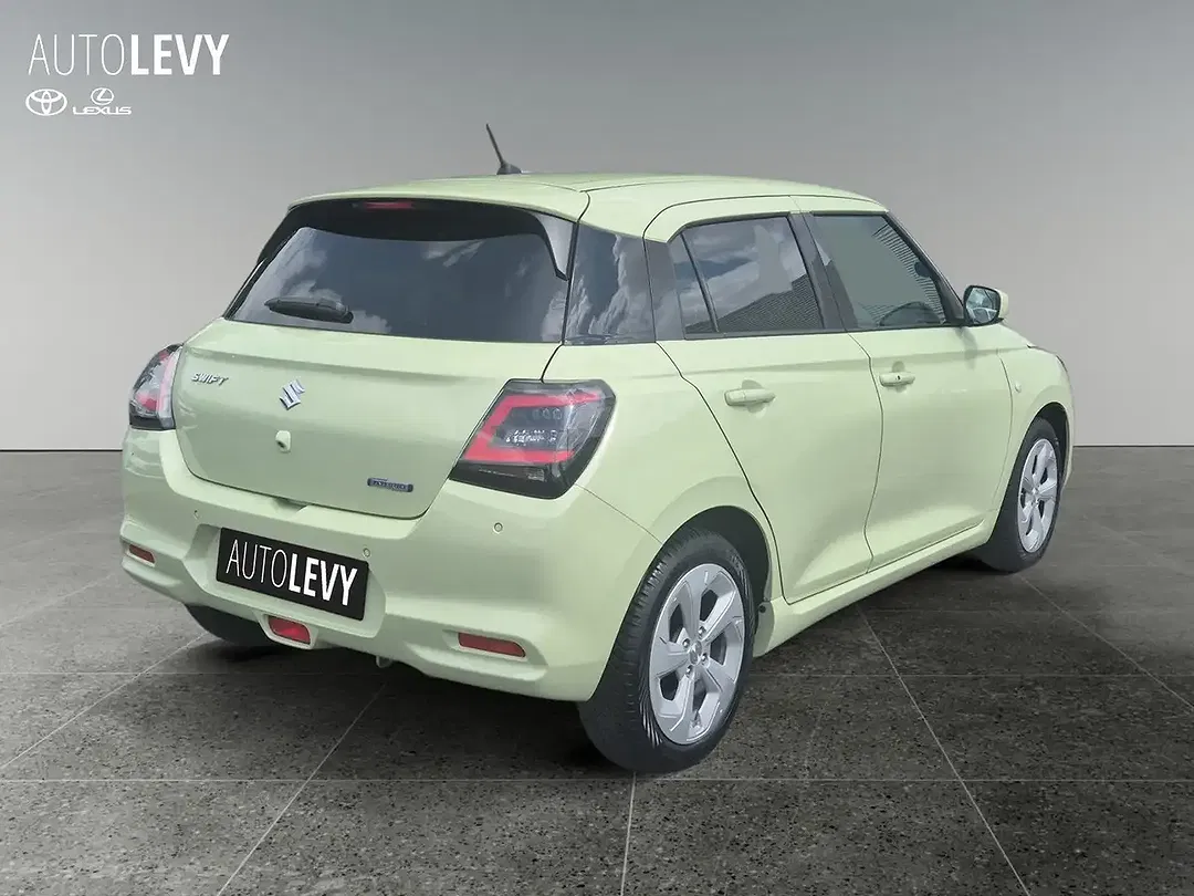 Suzuki Swift - Thumbnail 5
