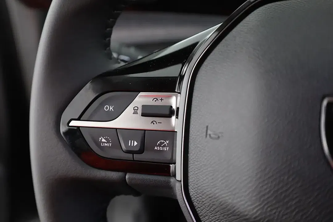 Peugeot 308 - Thumbnail 13