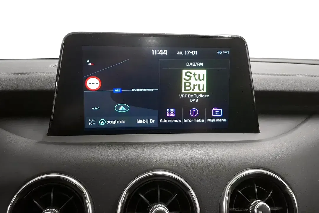 Kia Stinger - Thumbnail 14