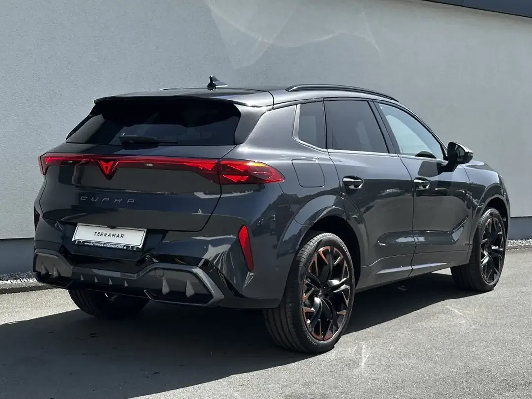 CUPRA Terramar - Thumbnail 2