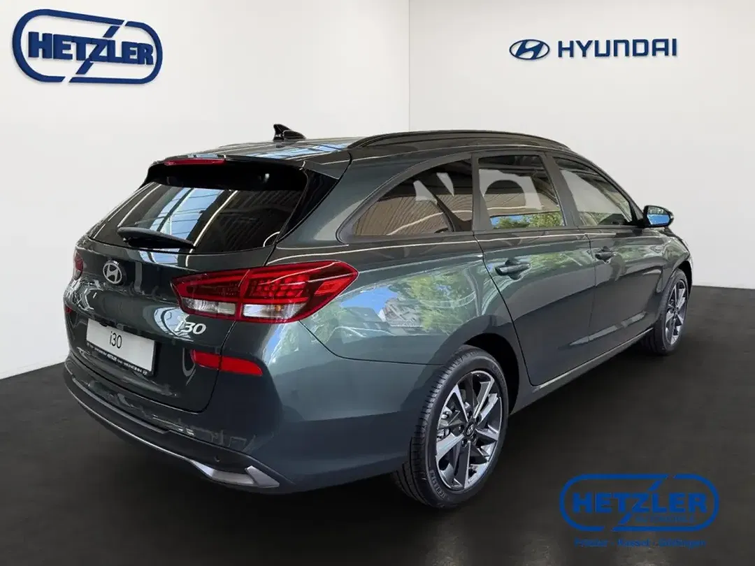 Hyundai i30 - Thumbnail 3