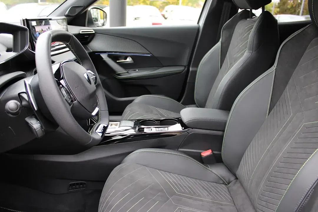 Peugeot 2008 - Thumbnail 9