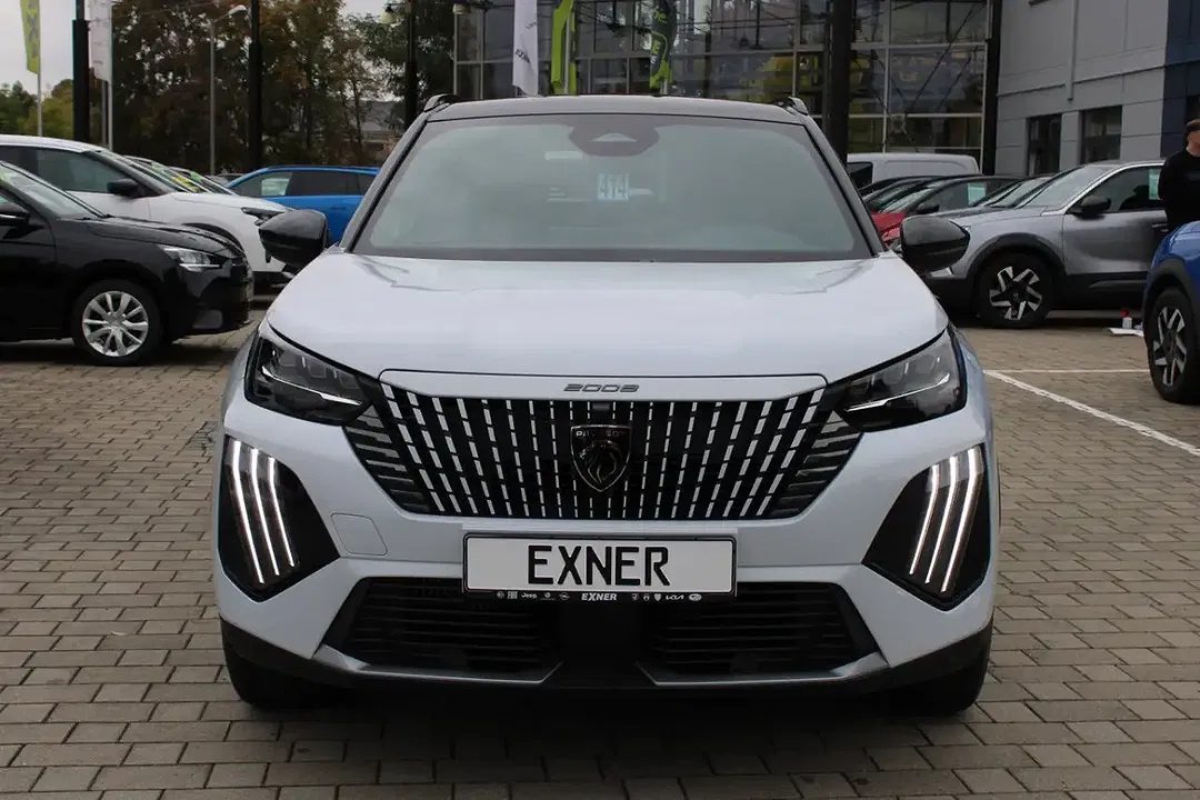Peugeot 2008 - Thumbnail 3