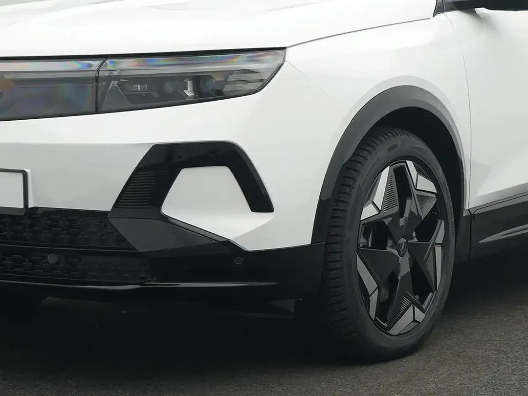 Opel Grandland - Thumbnail 8