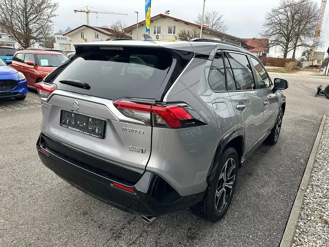 Suzuki Across - Thumbnail 7