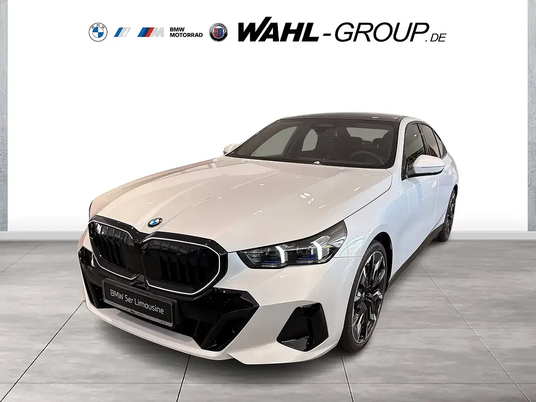 BMW 540 - Thumbnail 1