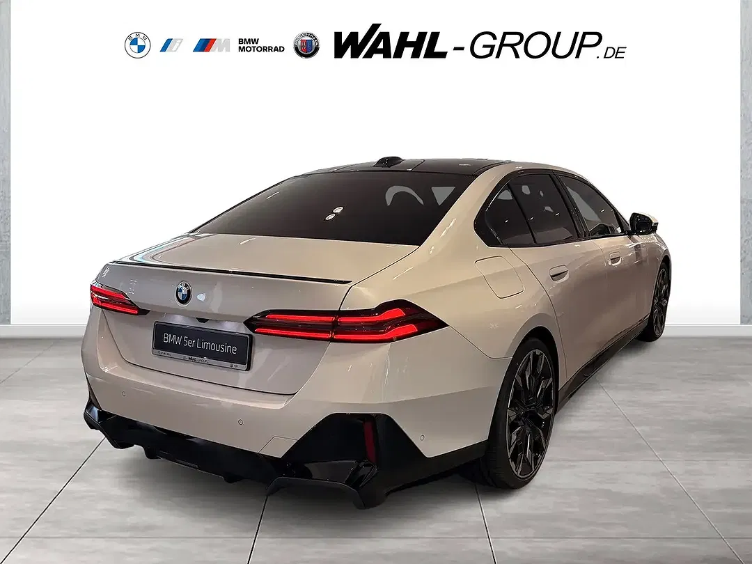 BMW 540 - Thumbnail 2