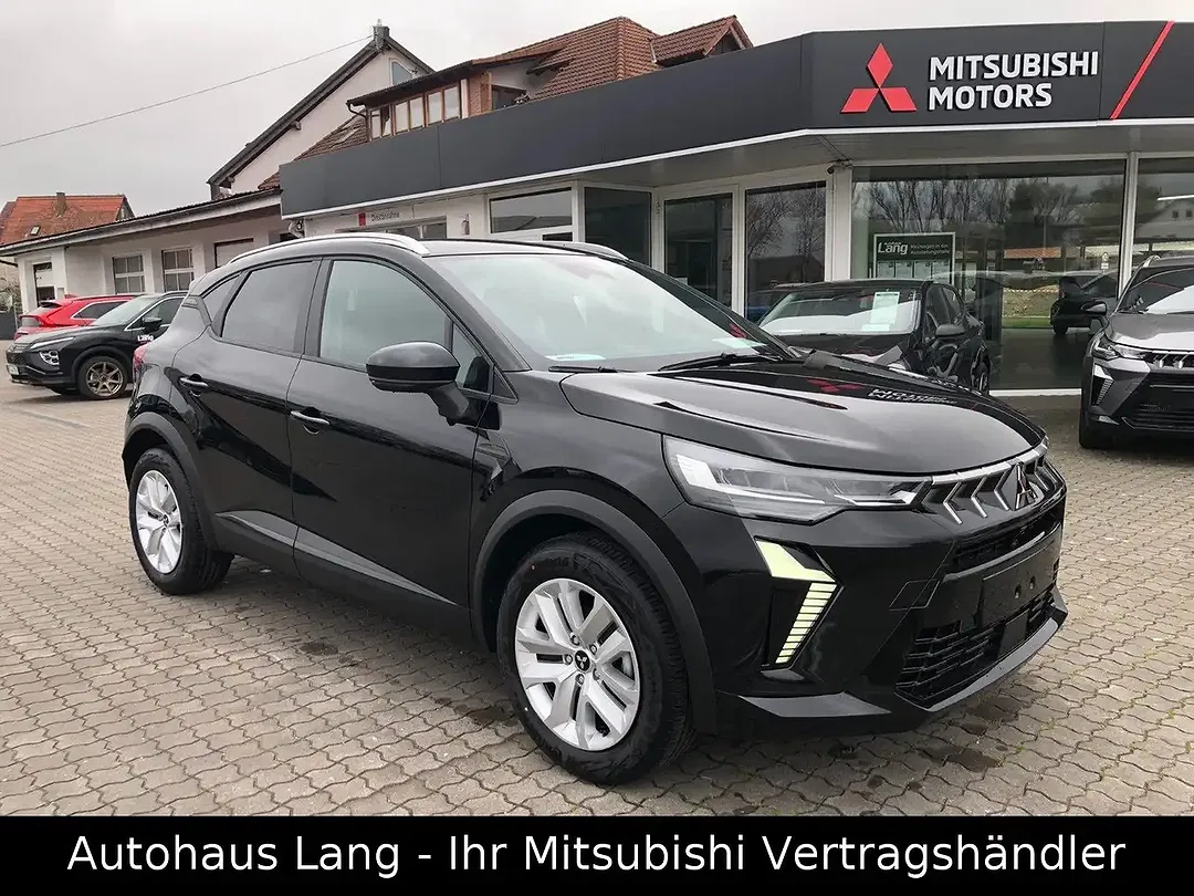 Mitsubishi ASX - Thumbnail 1