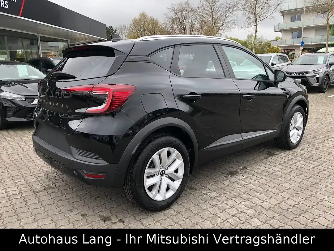 Mitsubishi ASX - Thumbnail 3
