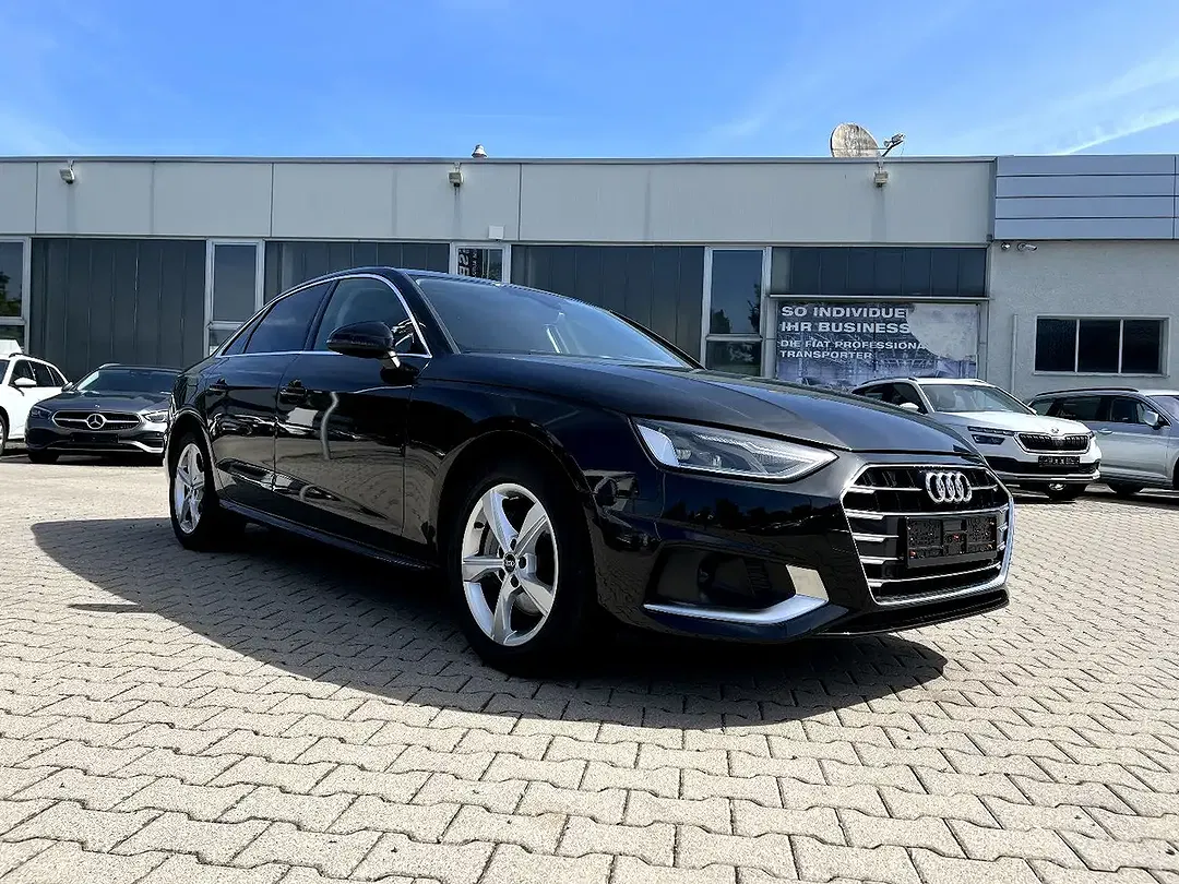 Audi A4 - Thumbnail 5