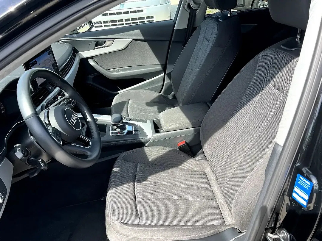 Audi A4 - Thumbnail 8