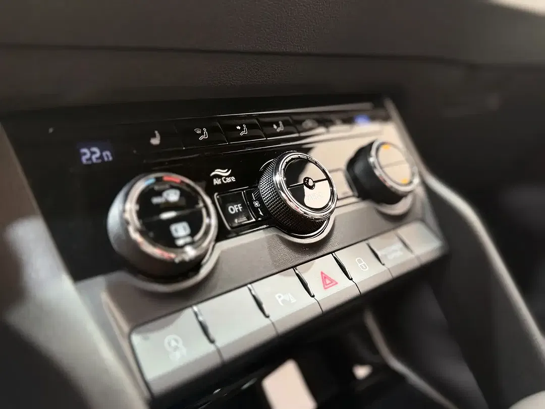 Skoda Karoq - Thumbnail 14