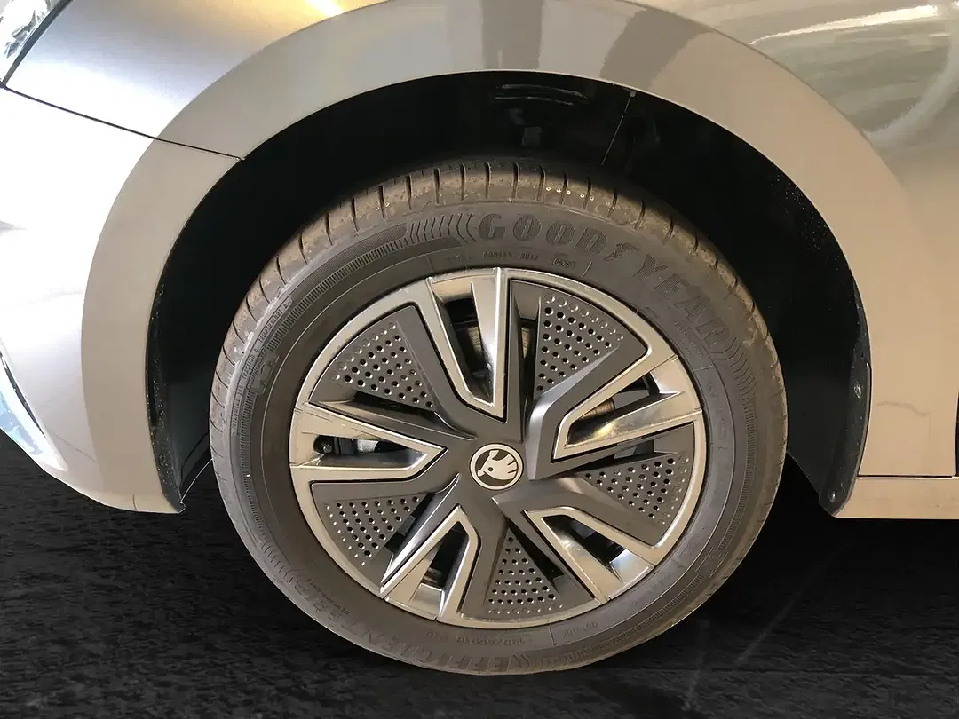 Skoda Fabia - Thumbnail 4