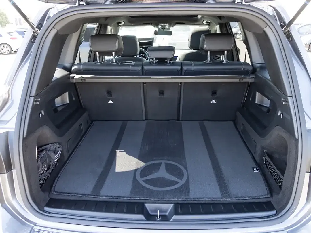 Mercedes-Benz GLB 200 - Thumbnail 6