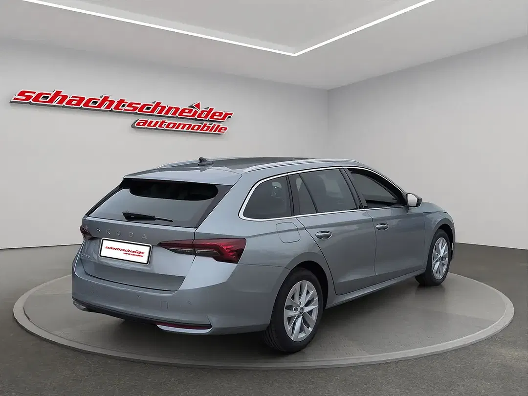 Skoda Octavia - Thumbnail 3