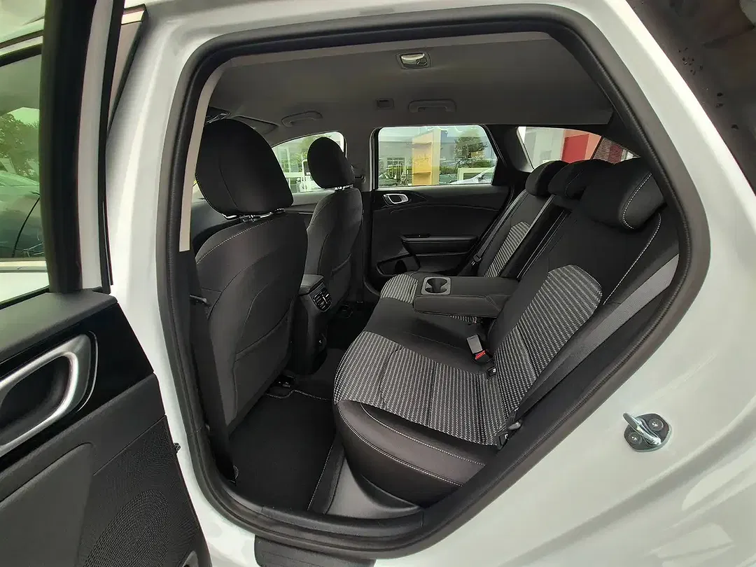Kia Ceed SW / cee'd SW - Thumbnail 11