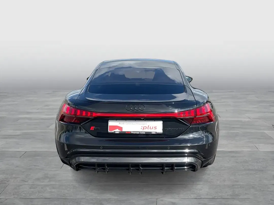 Audi RS e-tron GT - Thumbnail 4