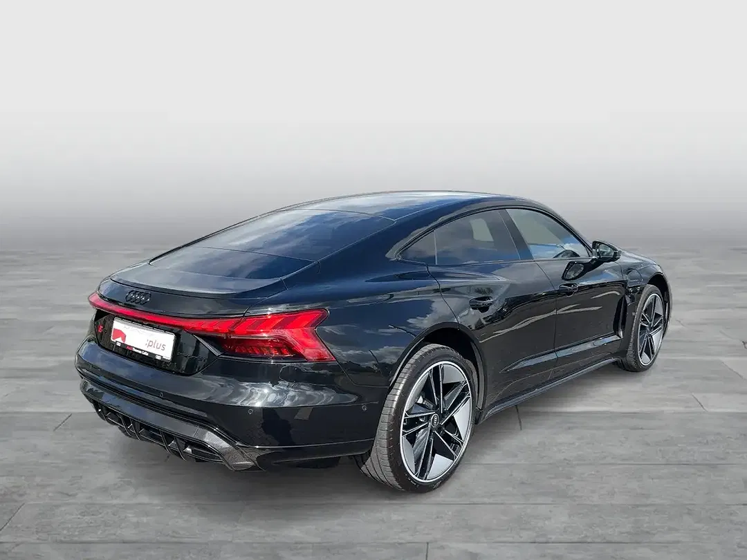 Audi RS e-tron GT - Thumbnail 5