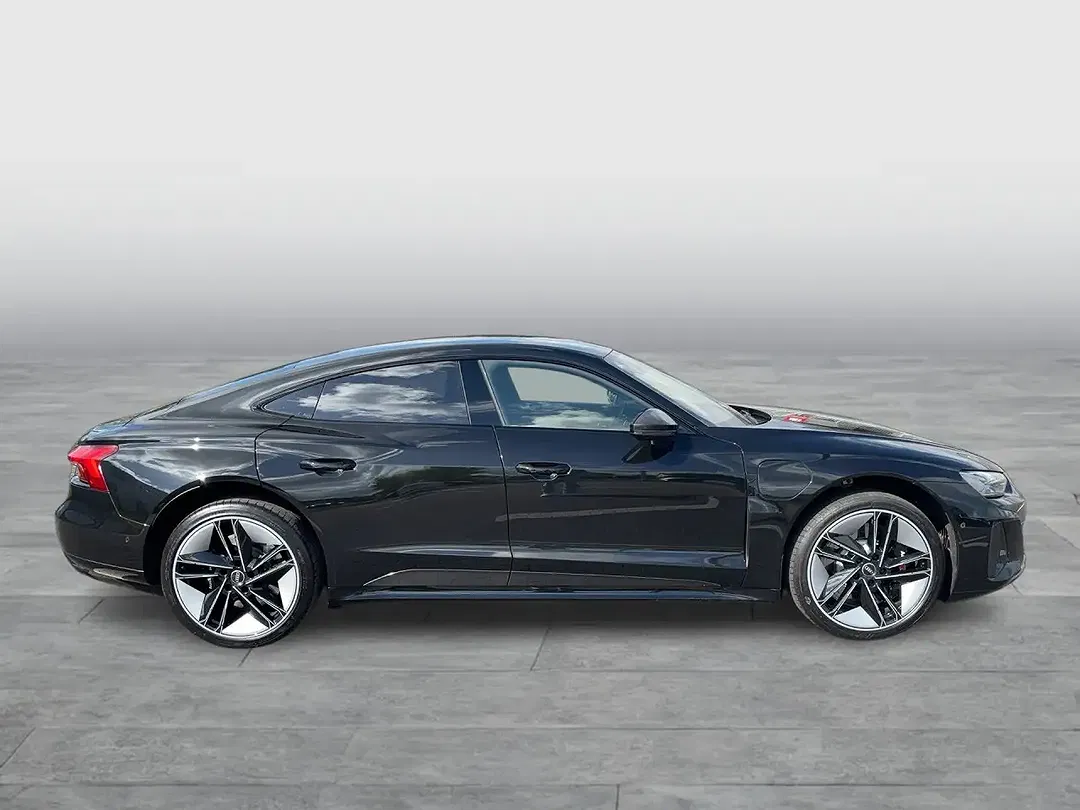 Audi RS e-tron GT - Thumbnail 6