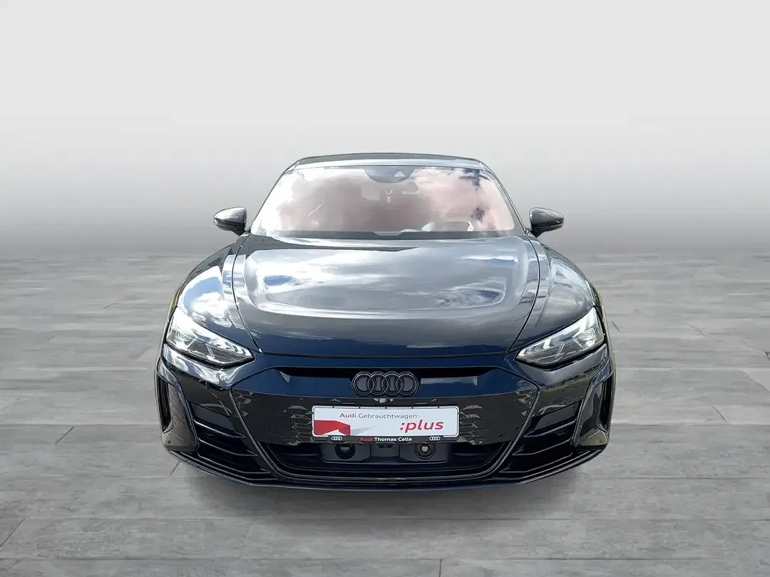 Audi RS e-tron GT - Thumbnail 8