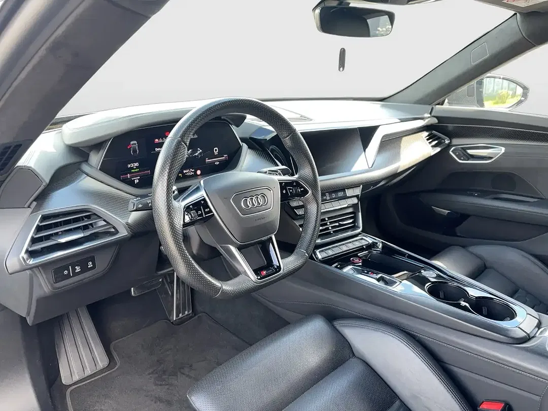 Audi RS e-tron GT - Thumbnail 9