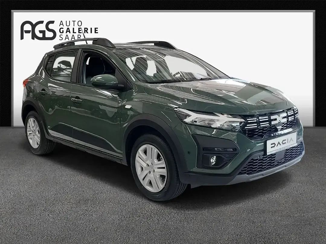 Dacia Sandero - Thumbnail 1