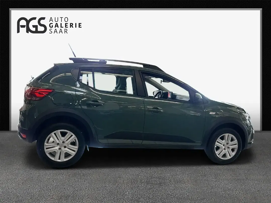 Dacia Sandero - Thumbnail 2