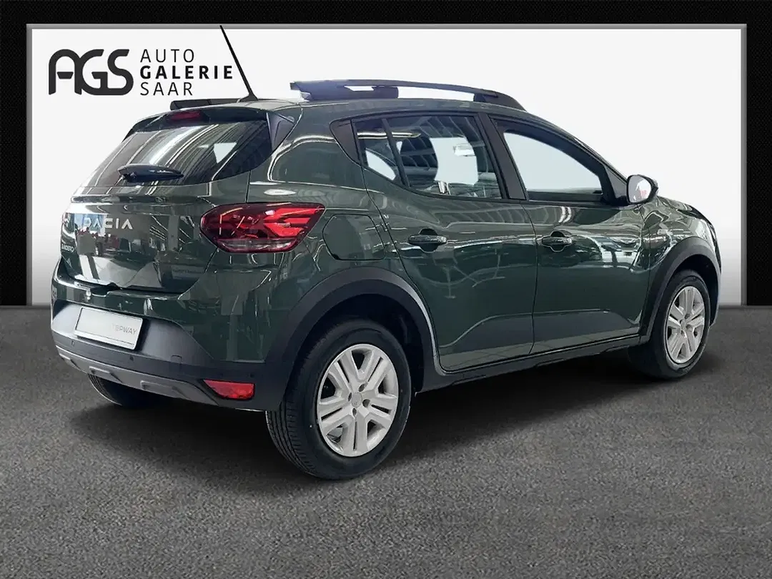 Dacia Sandero - Thumbnail 3