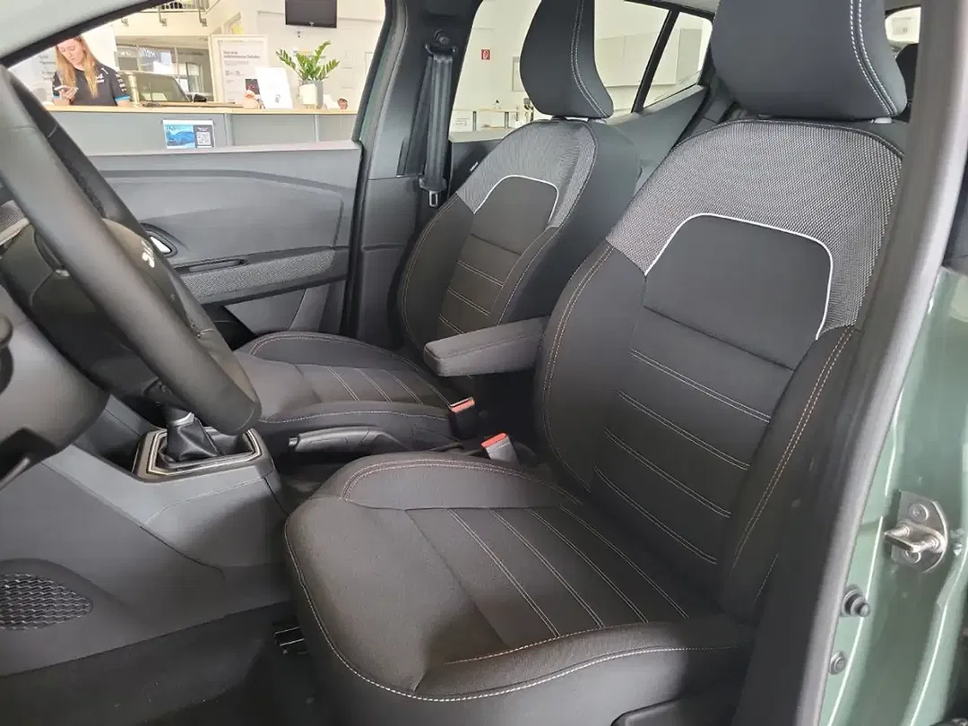 Dacia Sandero - Thumbnail 9